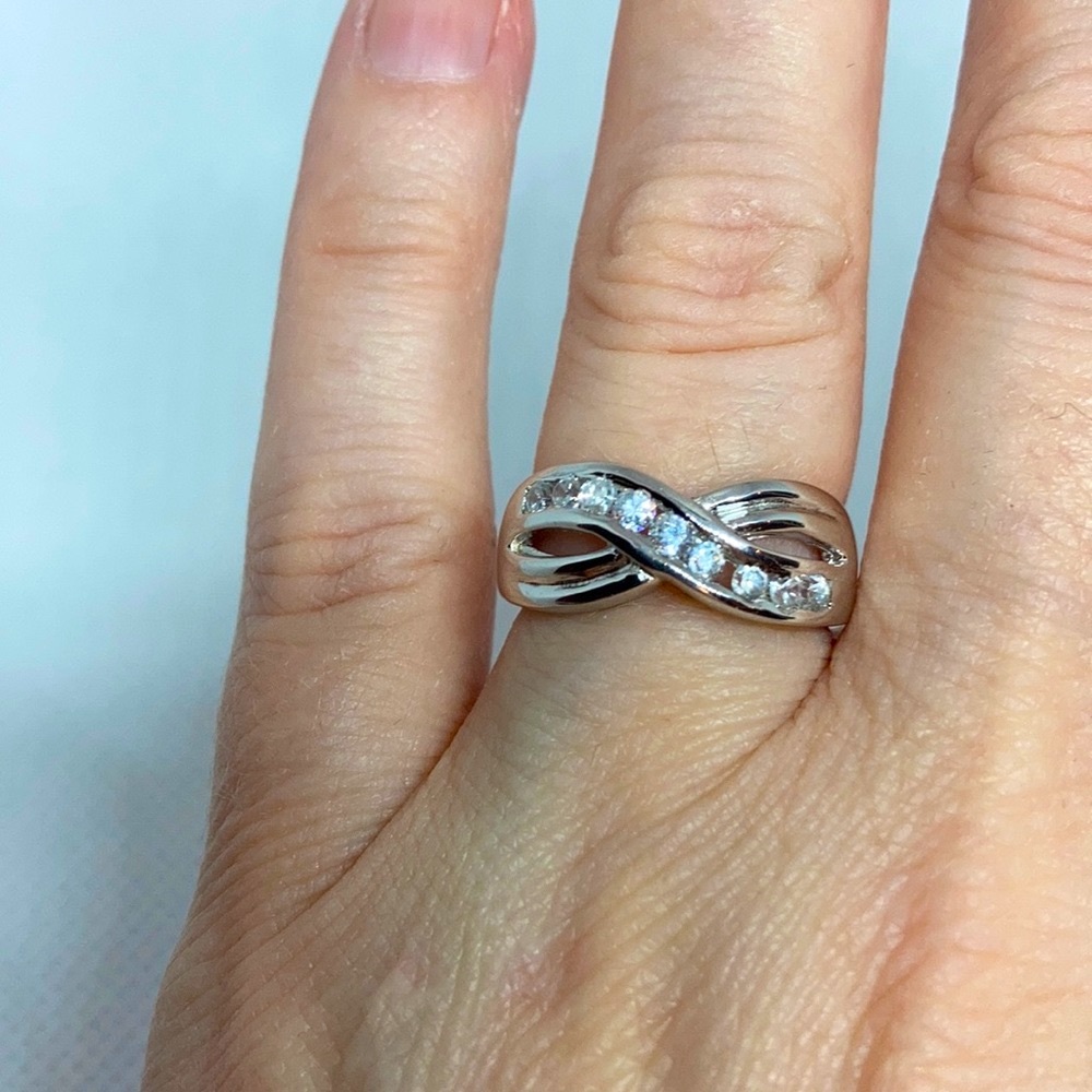 NWT Simulated diamond sterling silver ring J-2